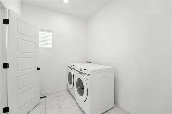 $420,495 | 10632 North Jarboe Street, Kansas City, MO 64155