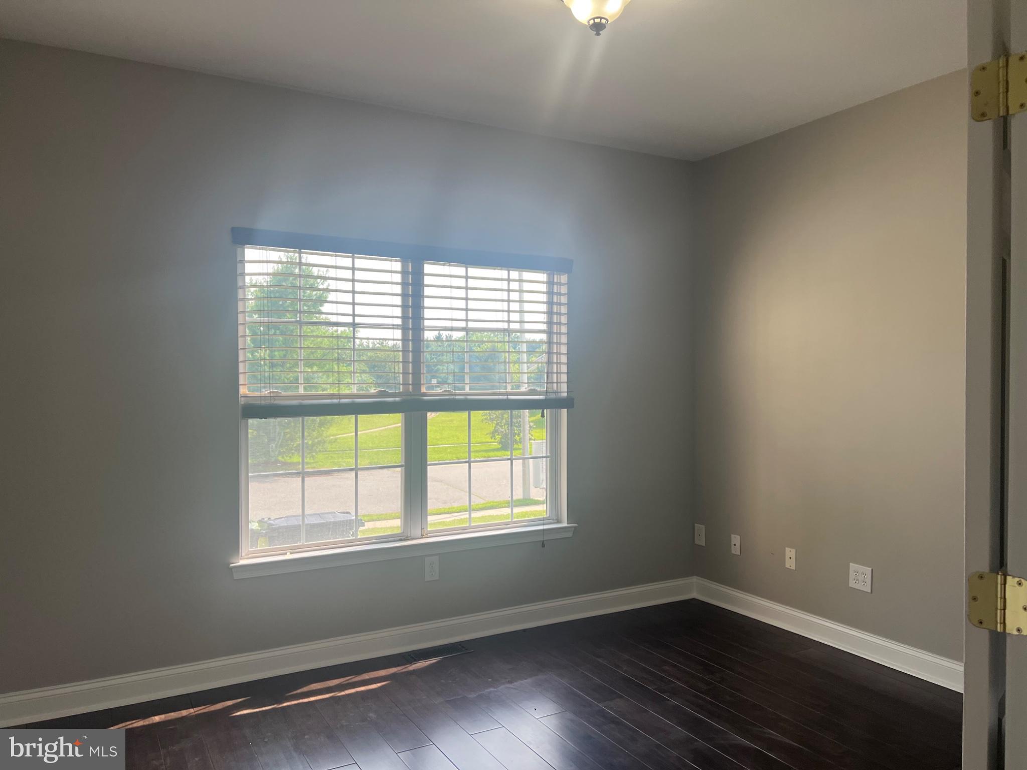 18 Bryce Road Berlin, NJ 08009 - Photo 12 of 31 Bright and airy room with a view.