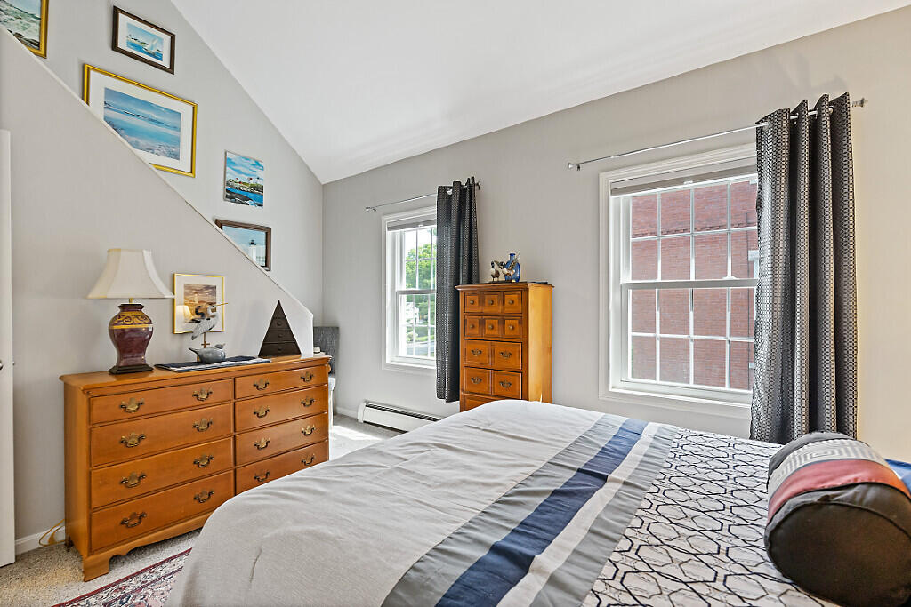 83 Middle Street, Unit 4 Hallowell, ME 04347 - Photo 28 of 47 09_BP5A3561_DxO_mls