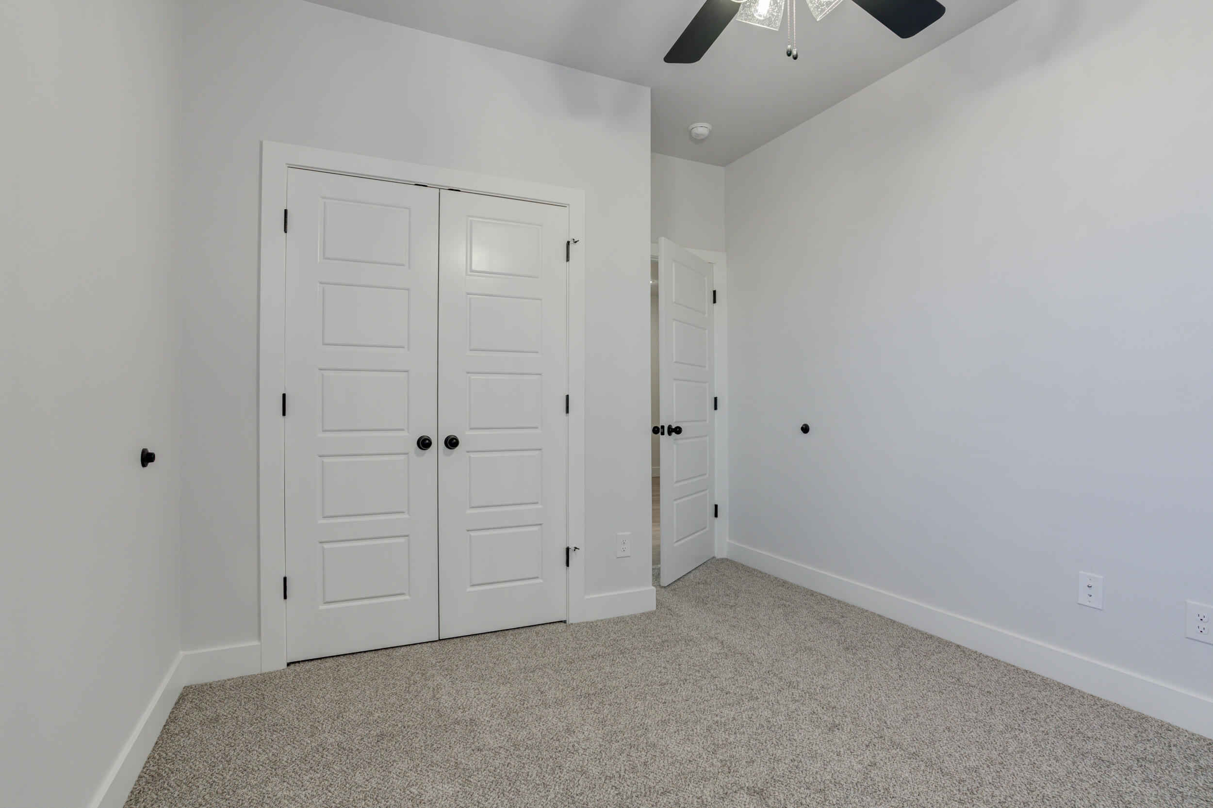5808 Viola Avenue Lubbock, TX 79407 - Photo 15 of 60 a view of an empty room