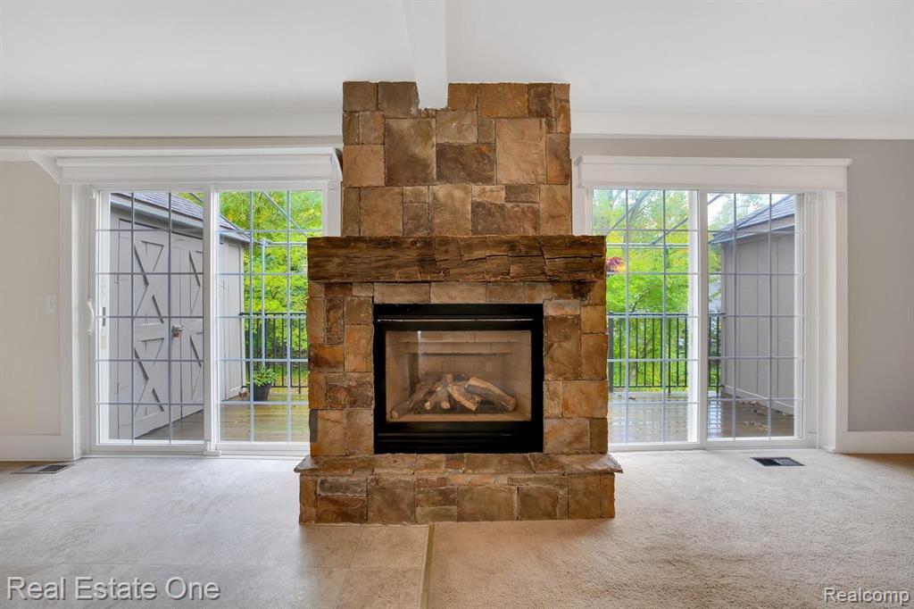 1330 Brook Lane Rochester Hills, MI 48306 - Photo 7 of 21