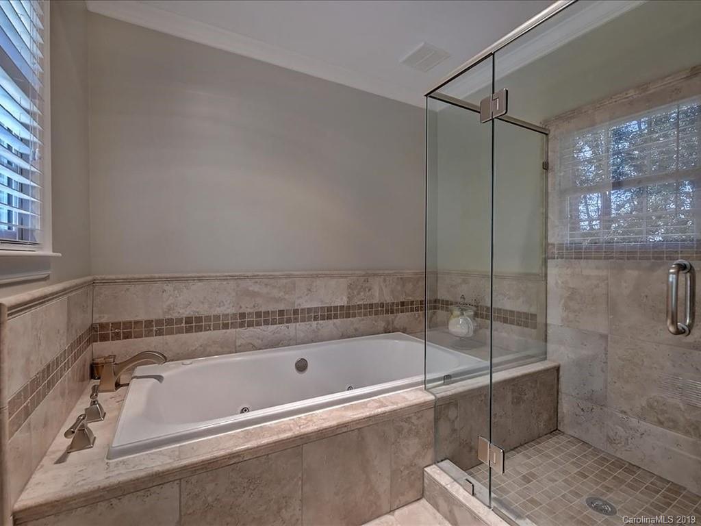 409 Robmont Road Charlotte, NC 28270 - Photo 26 of 41 Gallery Image 26