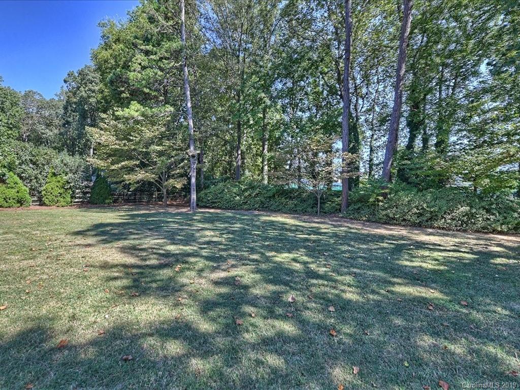 409 Robmont Road Charlotte, NC 28270 - Photo 40 of 41 Gallery Image 40