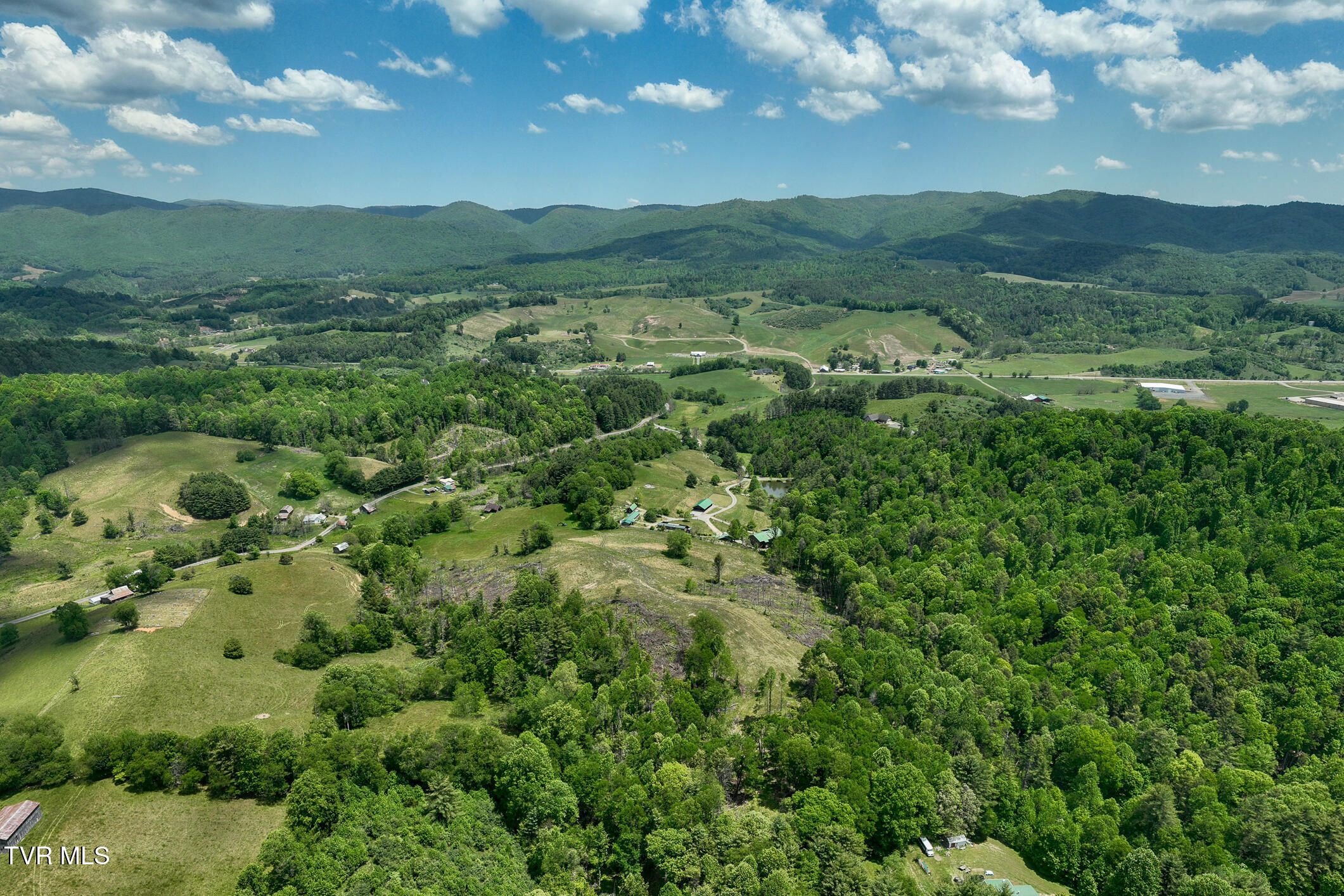 2 Rd Mountain Mountain City, TN 37683 - Photo 6 of 37 TBD Shingletown Rd (6 of 26)