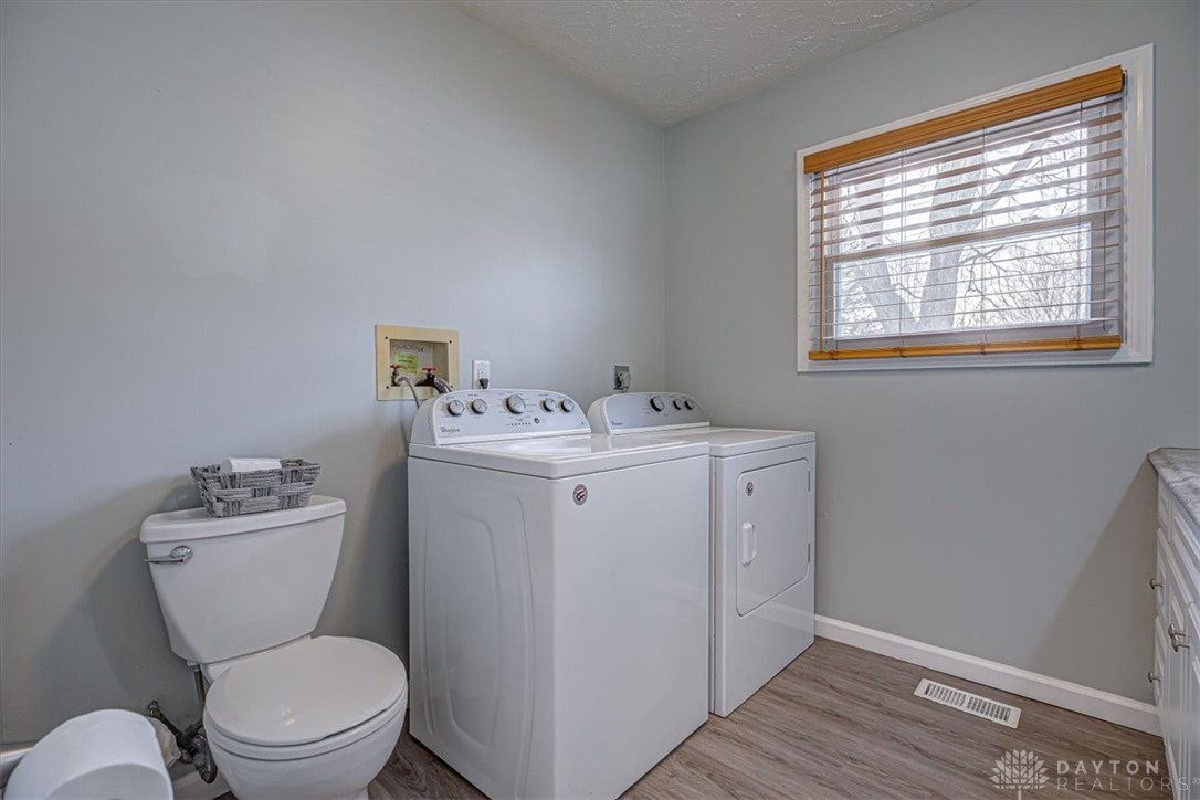 10879 Putnam Road Englewood, OH 45322 - Photo 15 of 53 Gallery Image 15