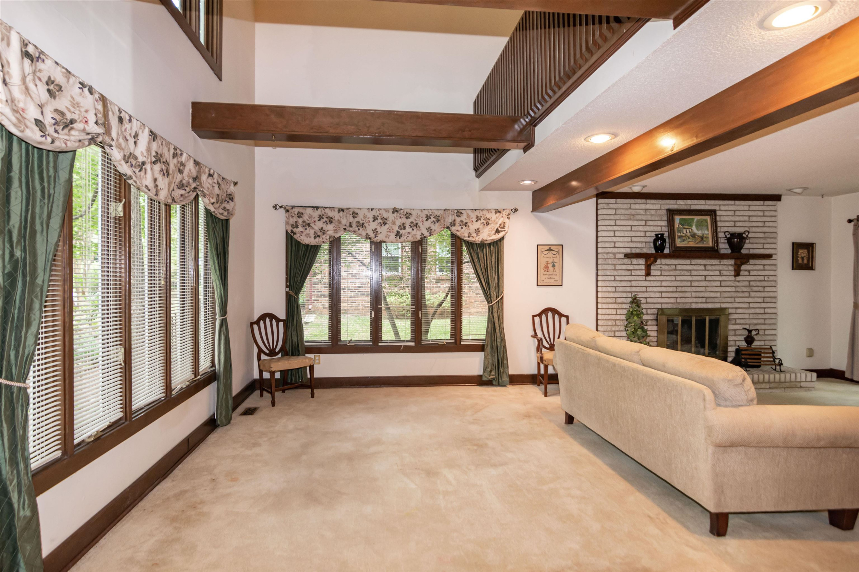 5524 Mapleridge Road Raleigh, NC 27609 - Photo 5 of 38 Photo 5