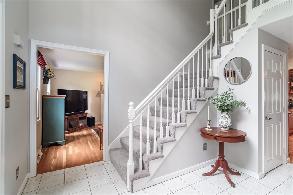 19 Nathan Road Mansfield, MA 02048 - Photo 4 of 38