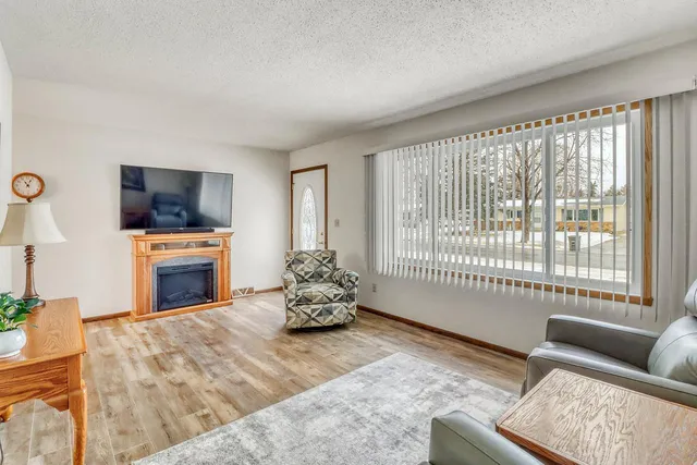 $289,900 | 419 Brook Avenue, Moorhead, MN 56560