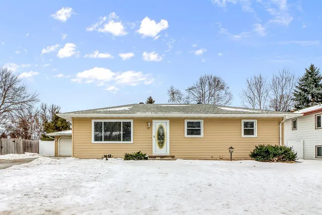 $289,900 | 419 Brook Avenue, Moorhead, MN 56560