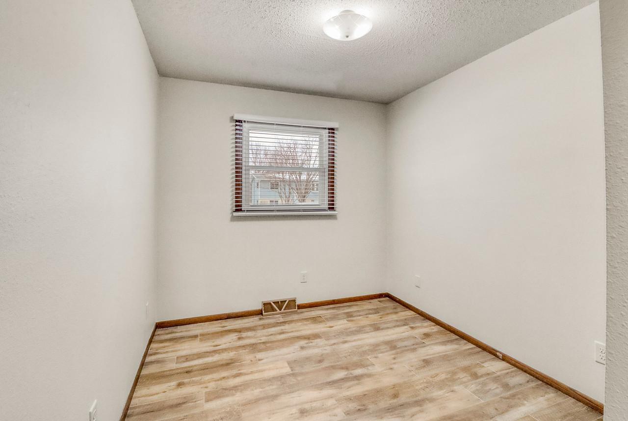 419 Brook Avenue Moorhead, MN 56560 - Photo 24 of 45