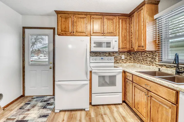 $289,900 | 419 Brook Avenue, Moorhead, MN 56560