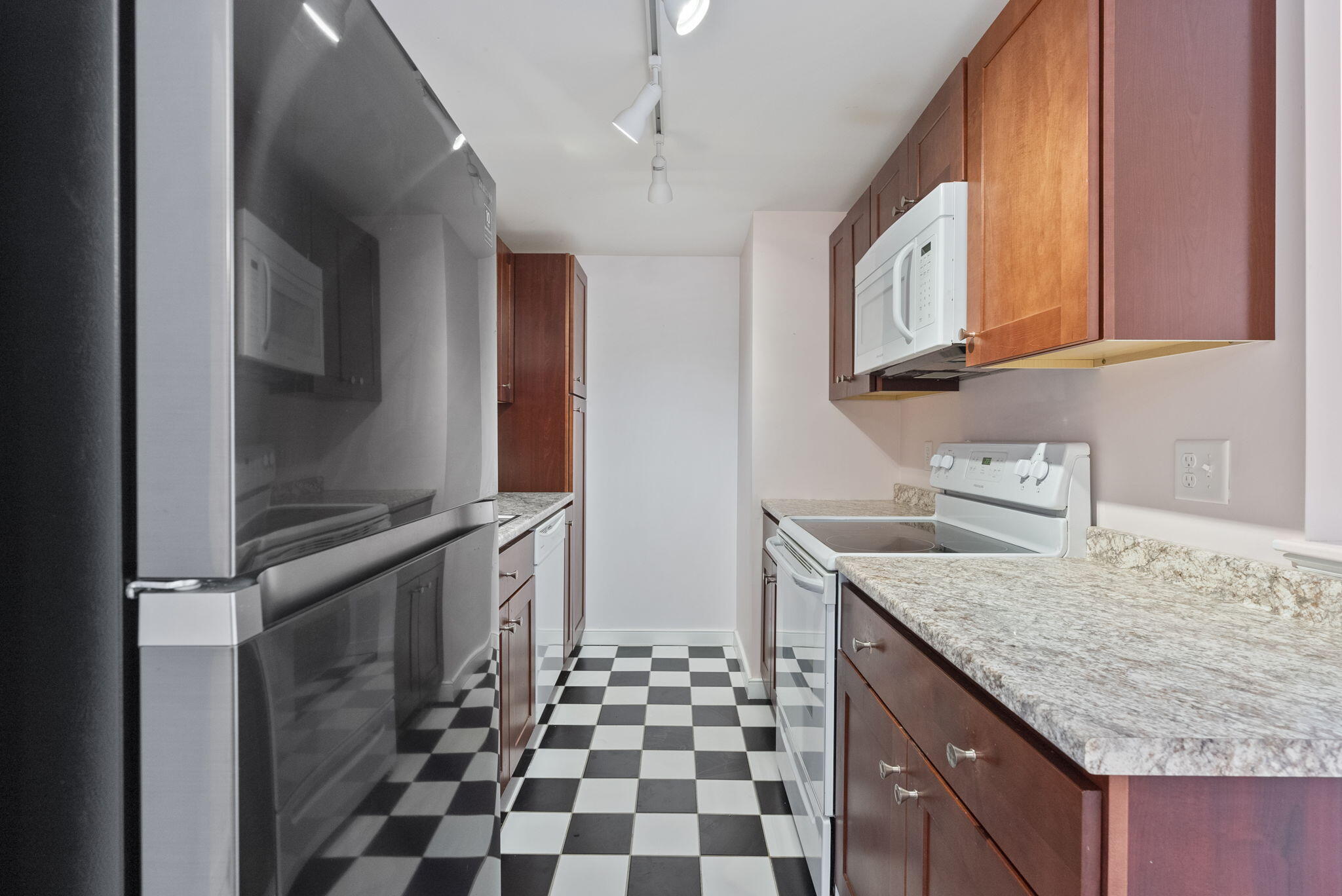 246 East Bridge Street, Unit 13 Westbrook, ME 04092 - Photo 5 of 25 6-web-or-mls-DSC00956