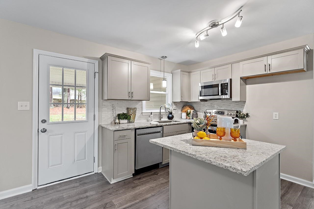 621 Hurley Road Durham, NC 27703 - Photo 4 of 29 Photo 4
