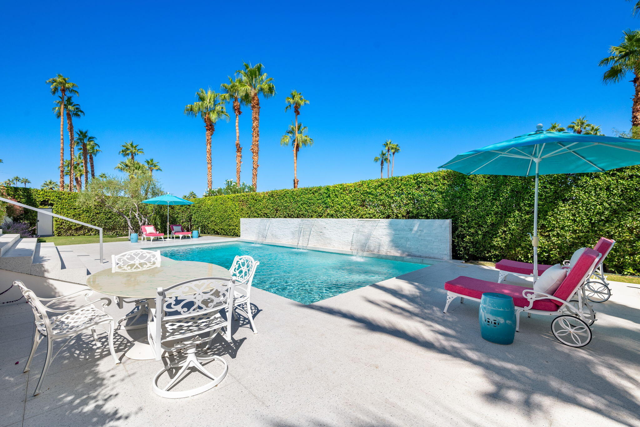 70288 Calico Road Rancho Mirage, CA 92270 - Photo 66 of 72 a view of a backyard with sitting area