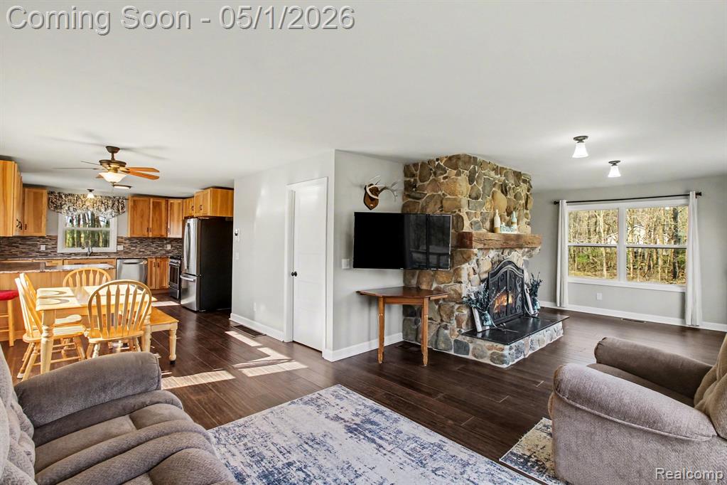 6225 West Lovejoy Road Fowlerville, MI 48836 - Photo 6 of 35