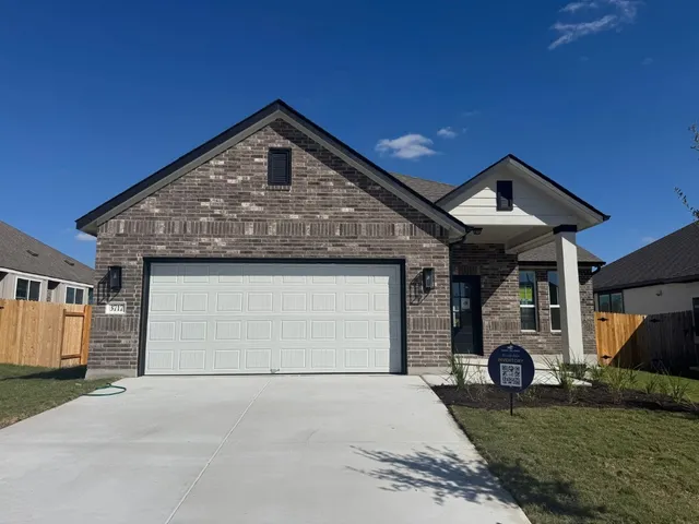 $429,900 | 3717 Pin Oak Hills, Seguin, TX 78155