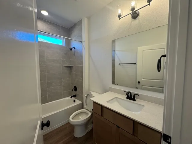 $429,900 | 3717 Pin Oak Hills, Seguin, TX 78155