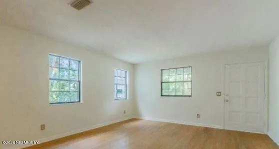 $3,500 | 365 9th Street, Atlantic Beach, FL 32233
