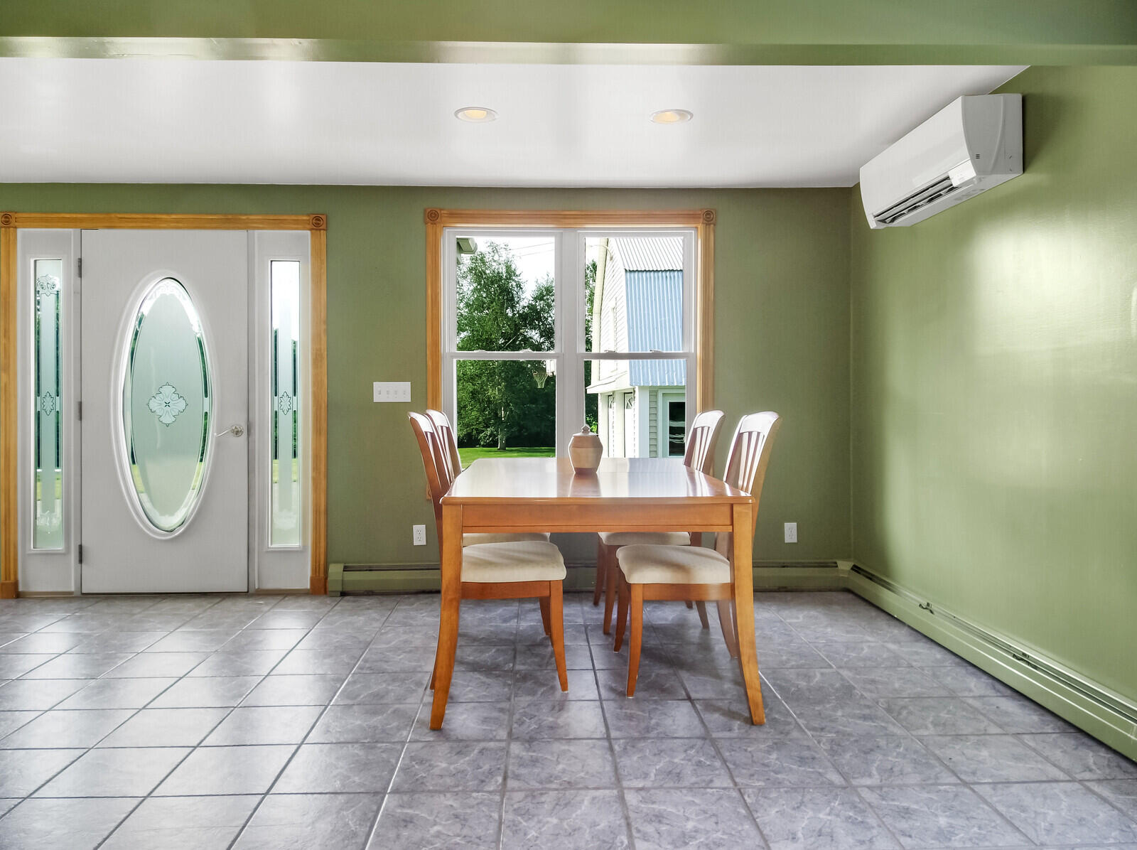 43 Berry Road Pittsfield, ME 04967 - Photo 19 of 78 Dining area