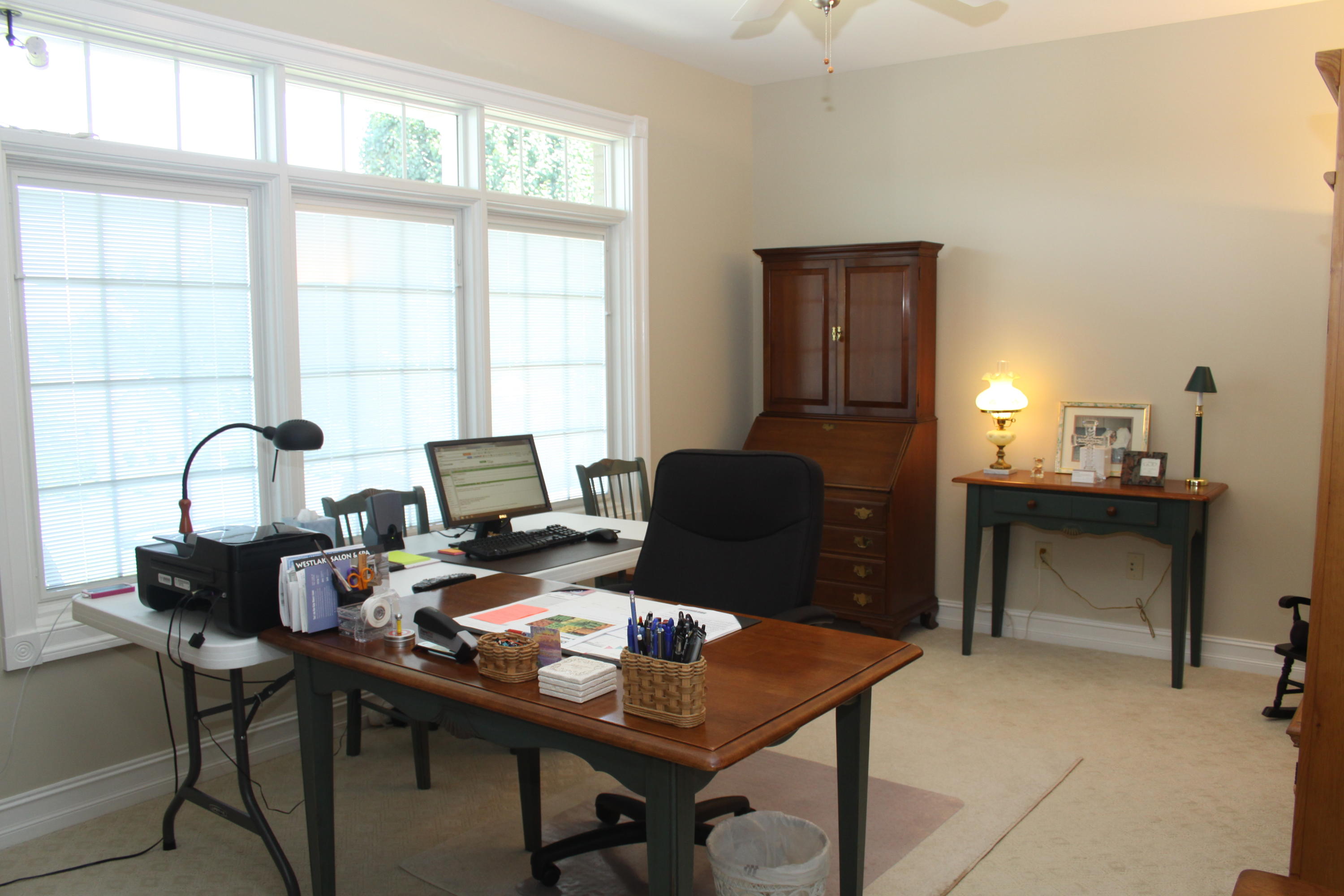 159 Calypso Road Moneta, VA 24121 - Photo 53 of 72 a workspace with furniture and a window