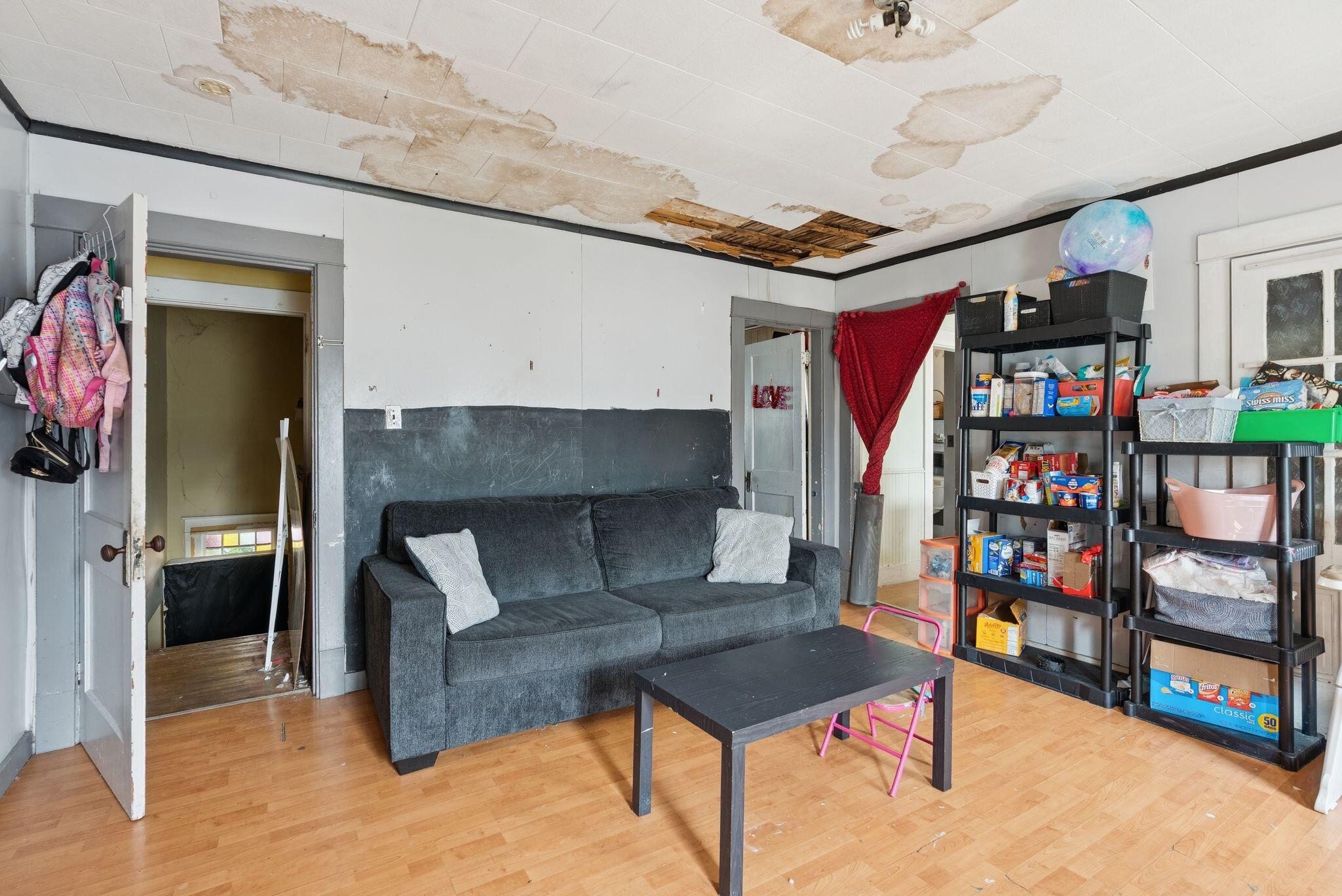 247 Elm Street Biddeford, ME 04005 - Photo 26 of 43 Living room