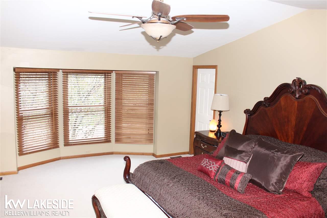 1388 Hathaway Rising Rochester Hills, MI 48306 - Photo 13 of 25