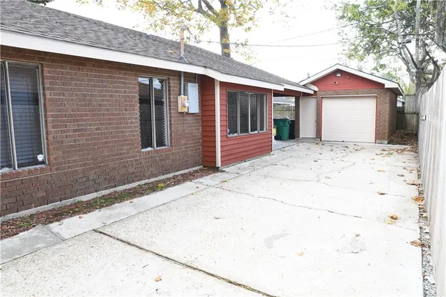 $1,650 | 2213 Van Arpel Drive, Laplace, LA 70068