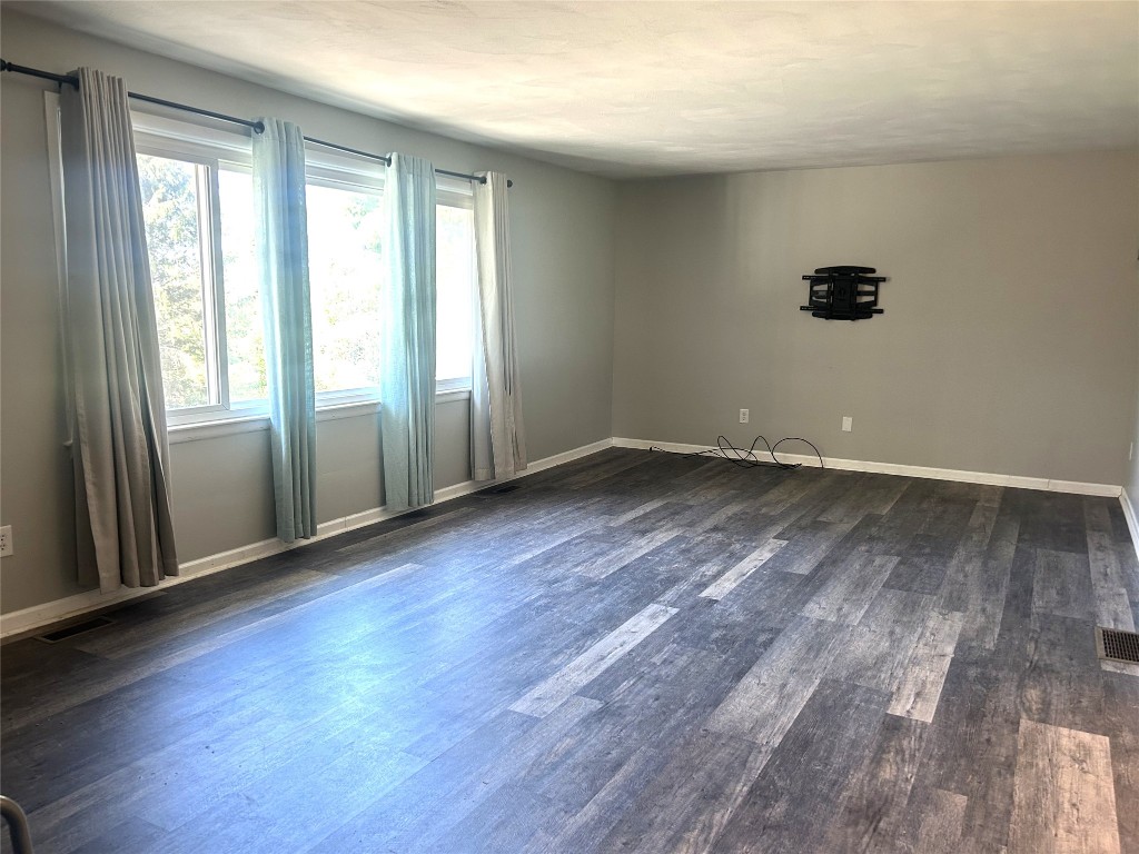 192 Forest Hill Road Apalachin, NY 13732 - Photo 8 of 23