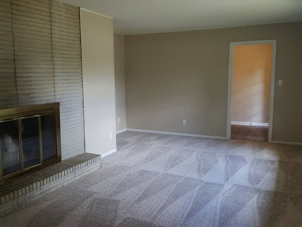 12640 Main Street Williston, SC 29853 - Photo 4 of 33