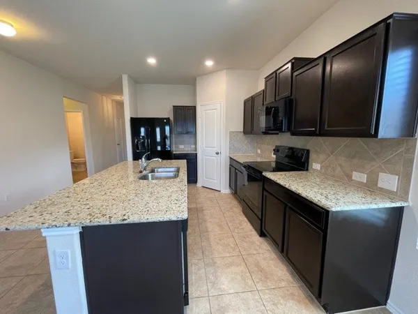 $2,395 | 1001 Hillrose Drive, Leander, TX 78641