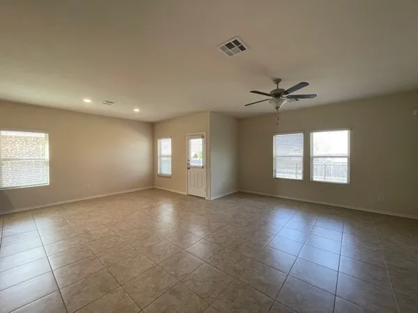 $2,395 | 1001 Hillrose Drive, Leander, TX 78641