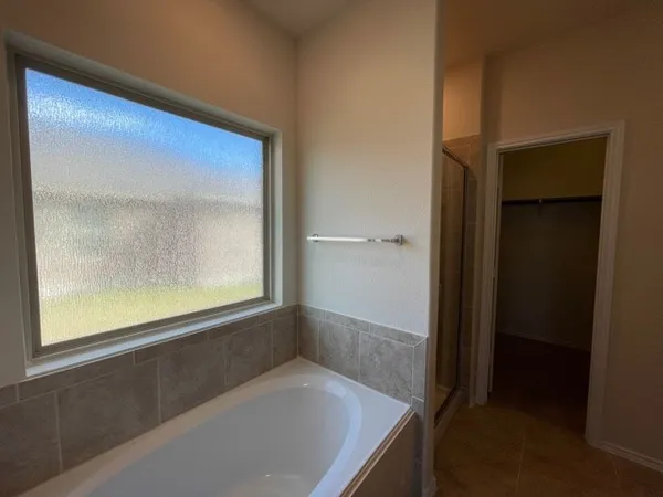 $2,395 | 1001 Hillrose Drive, Leander, TX 78641