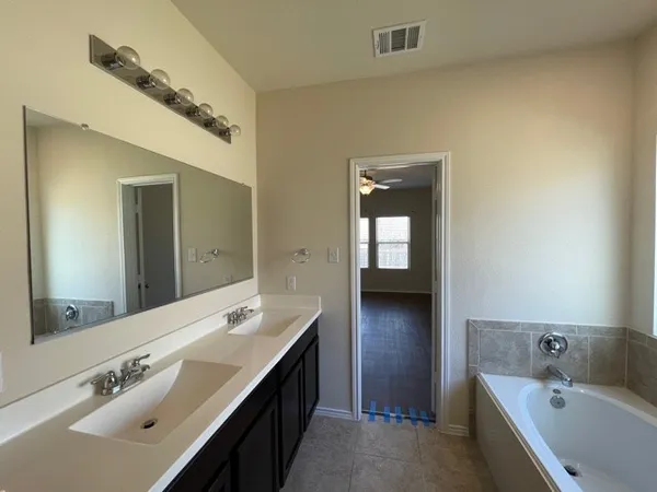 $2,395 | 1001 Hillrose Drive, Leander, TX 78641