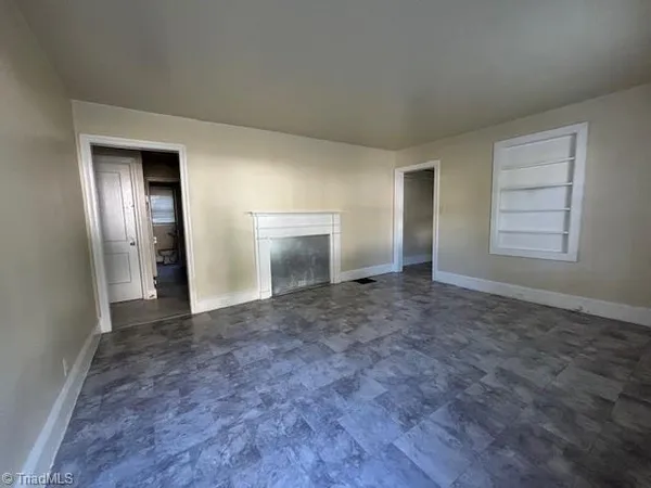 $925 | 2721 Ivy Avenue, Winston-Salem, NC 27105