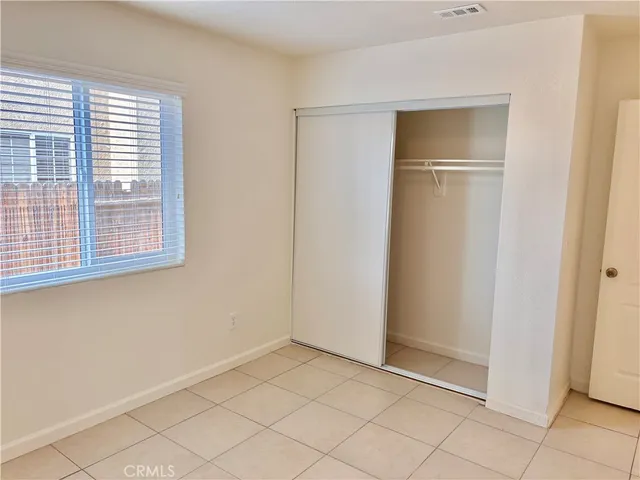 $2,300 | 15011 Maribelle Drive, Victorville, CA 92394