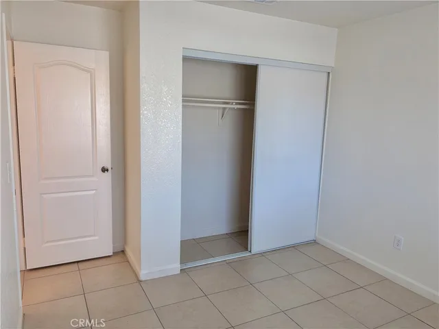 $2,300 | 15011 Maribelle Drive, Victorville, CA 92394