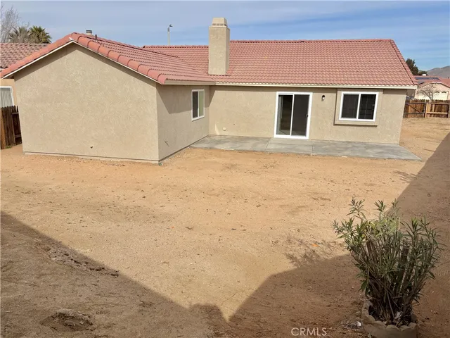 $2,300 | 15011 Maribelle Drive, Victorville, CA 92394