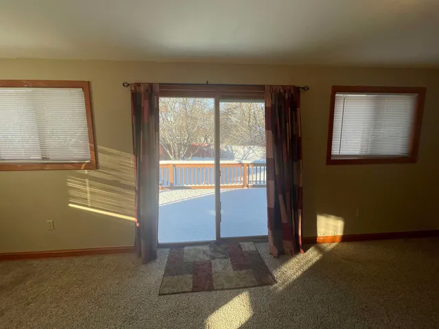 $2,800 | 7 Central Avenue, Portsmouth, NH 03801