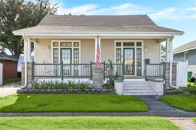 $225,000 | 546 1st Avenue, Harvey, LA 70058