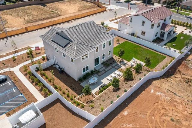 $1,058,705 | 1479 Moore Street, Redlands, CA 92374