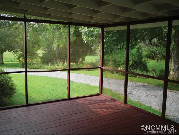 410 Calvert Road Brevard, NC 28712 - Photo 11 of 19 Gallery Image 11