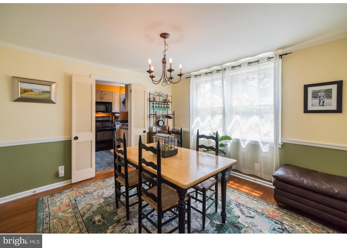 549 Overlook Road Philadelphia, PA 19128 - Photo 10 of 24 Dining Room