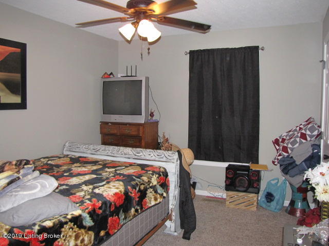 2840 Wilkerson Road Bloomfield, KY 40008 - Photo 22 of 37 IMG_0028