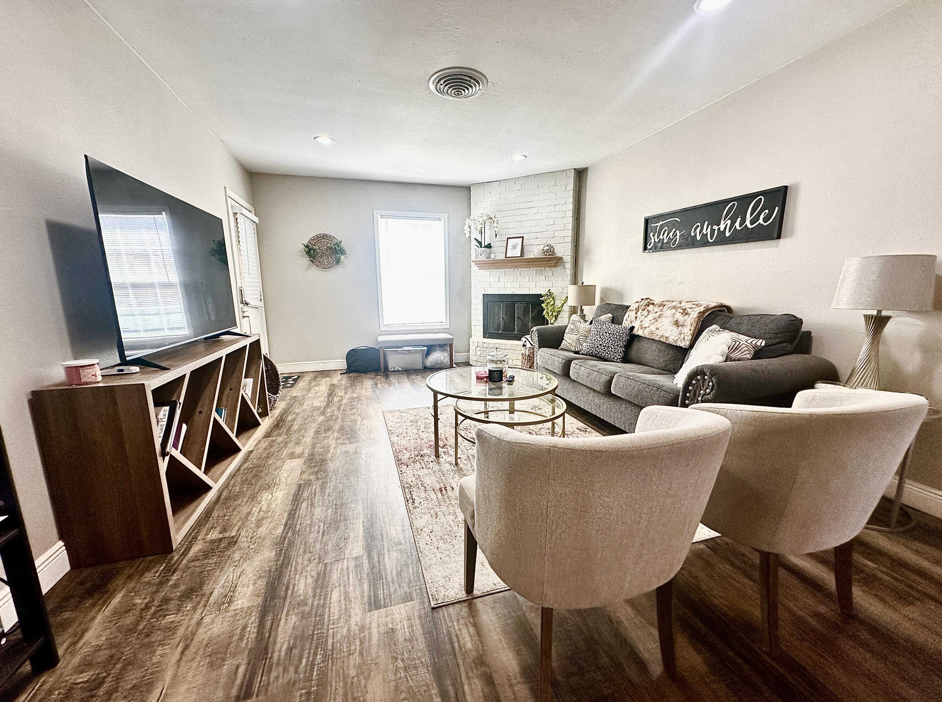 2512 31st Street Lubbock, TX 79410 - Photo 6 of 24 IMG_3675