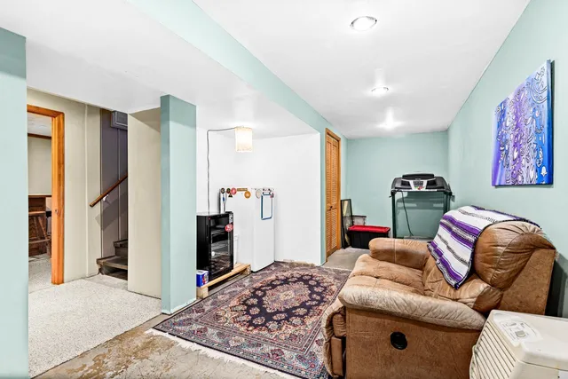 $325,000 | 519 Anderson Road, Duluth, MN 55811