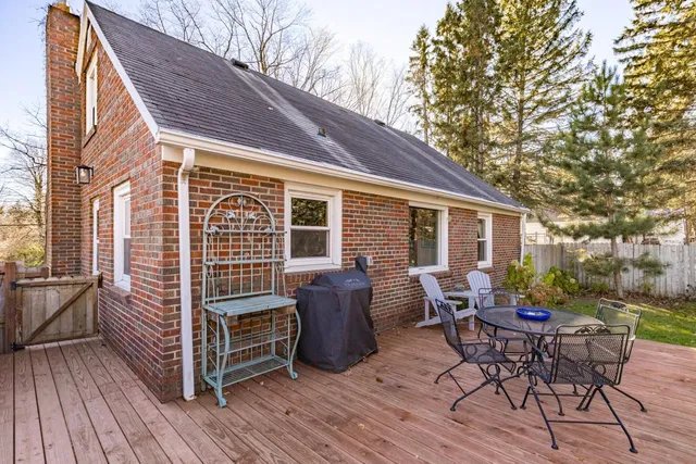 $325,000 | 519 Anderson Road, Duluth, MN 55811