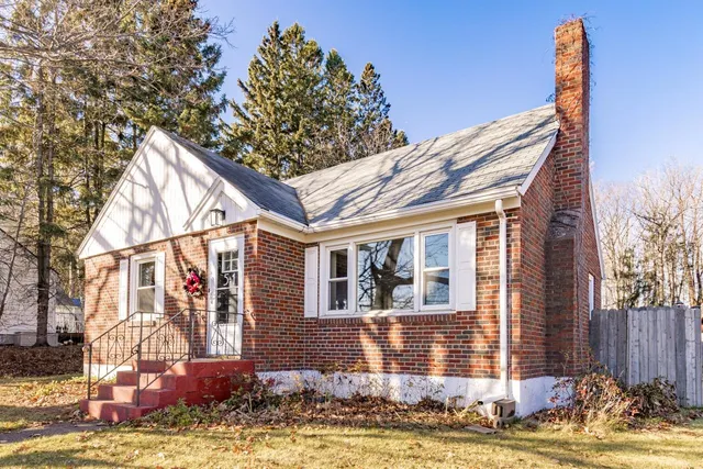 $325,000 | 519 Anderson Road, Duluth, MN 55811