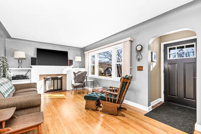 $325,000 | 519 Anderson Road, Duluth, MN 55811