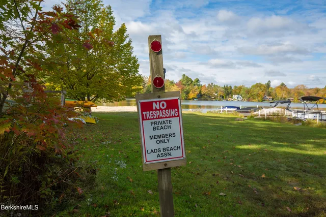 $760,000 | 139 Tyringham Road, Monterey, MA 01245