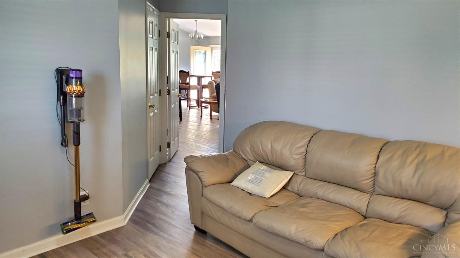 3501 Jessup Road Cincinnati, OH 45239 - Photo 20 of 44